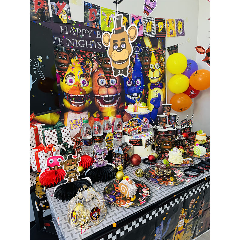 FNAF-Themen Pappteller, Becher – Party Games At Christmas Bewertung und Preis